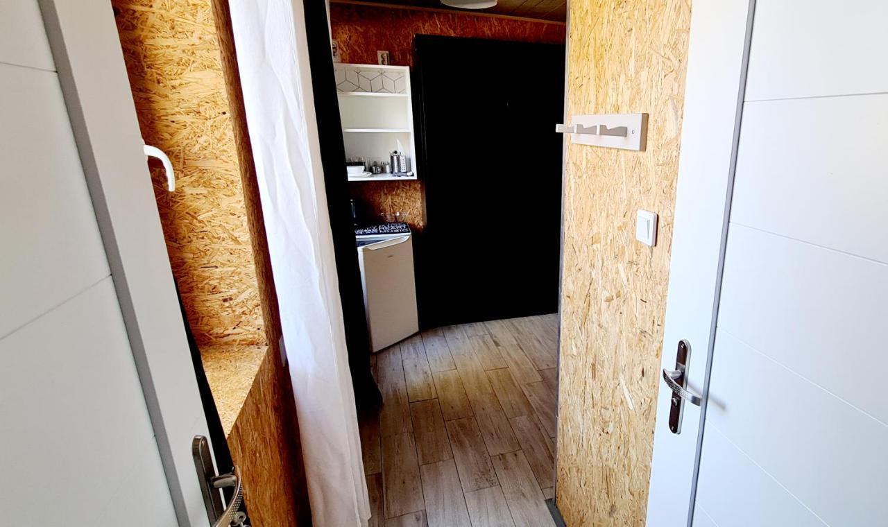 Sub Hel. Budzetowe Pokoje W Domu Z Basenem. Wokol Domu Tylko Natura. Balkon Zbyteczny. Екстериор снимка