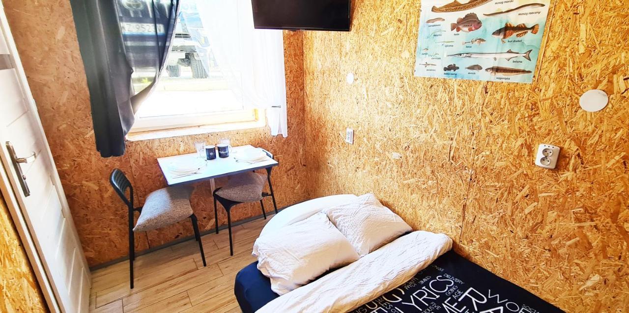 Sub Hel. Budzetowe Pokoje W Domu Z Basenem. Wokol Domu Tylko Natura. Balkon Zbyteczny. Екстериор снимка